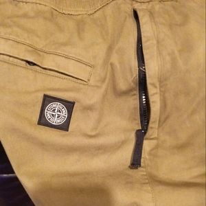 Stone Island military green type RE-T pants size 33.